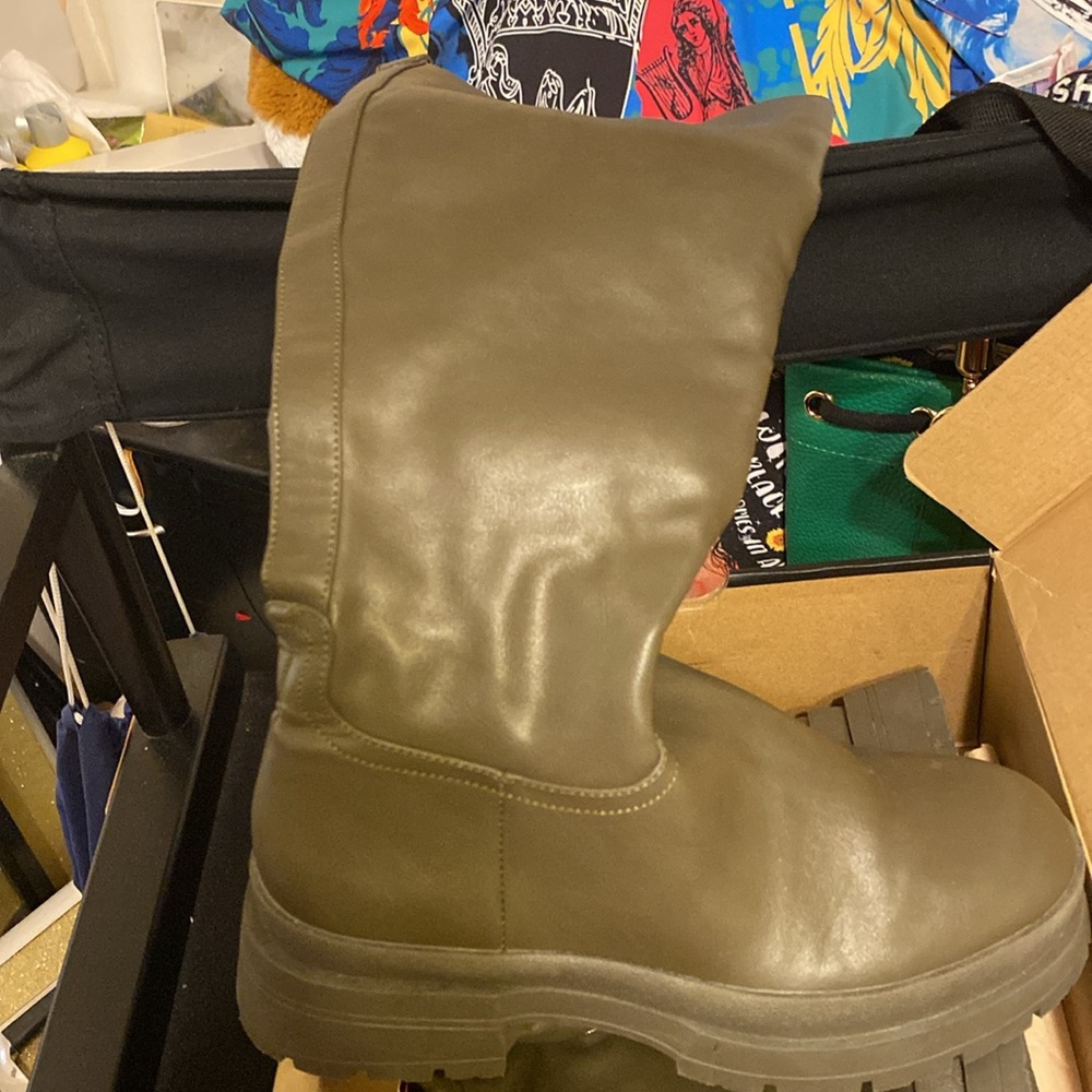 Army green knee high boots size 39/8.5 - Picture 2 of 6